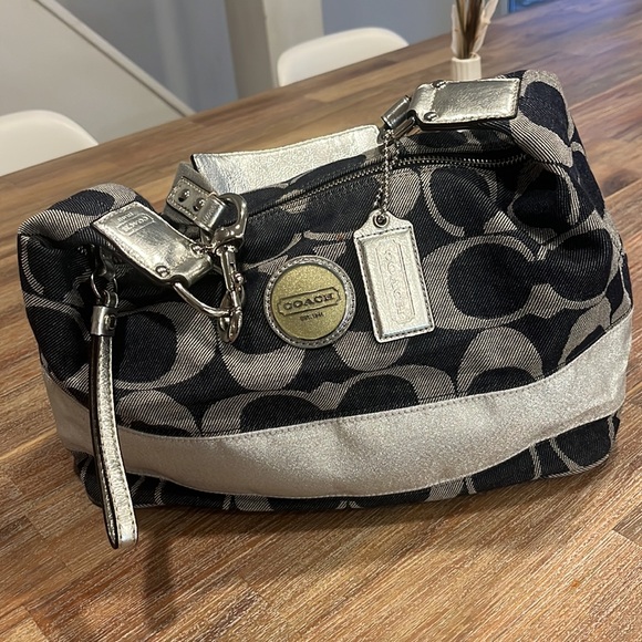 Vintage Coach Purse - Picture 2 of 8